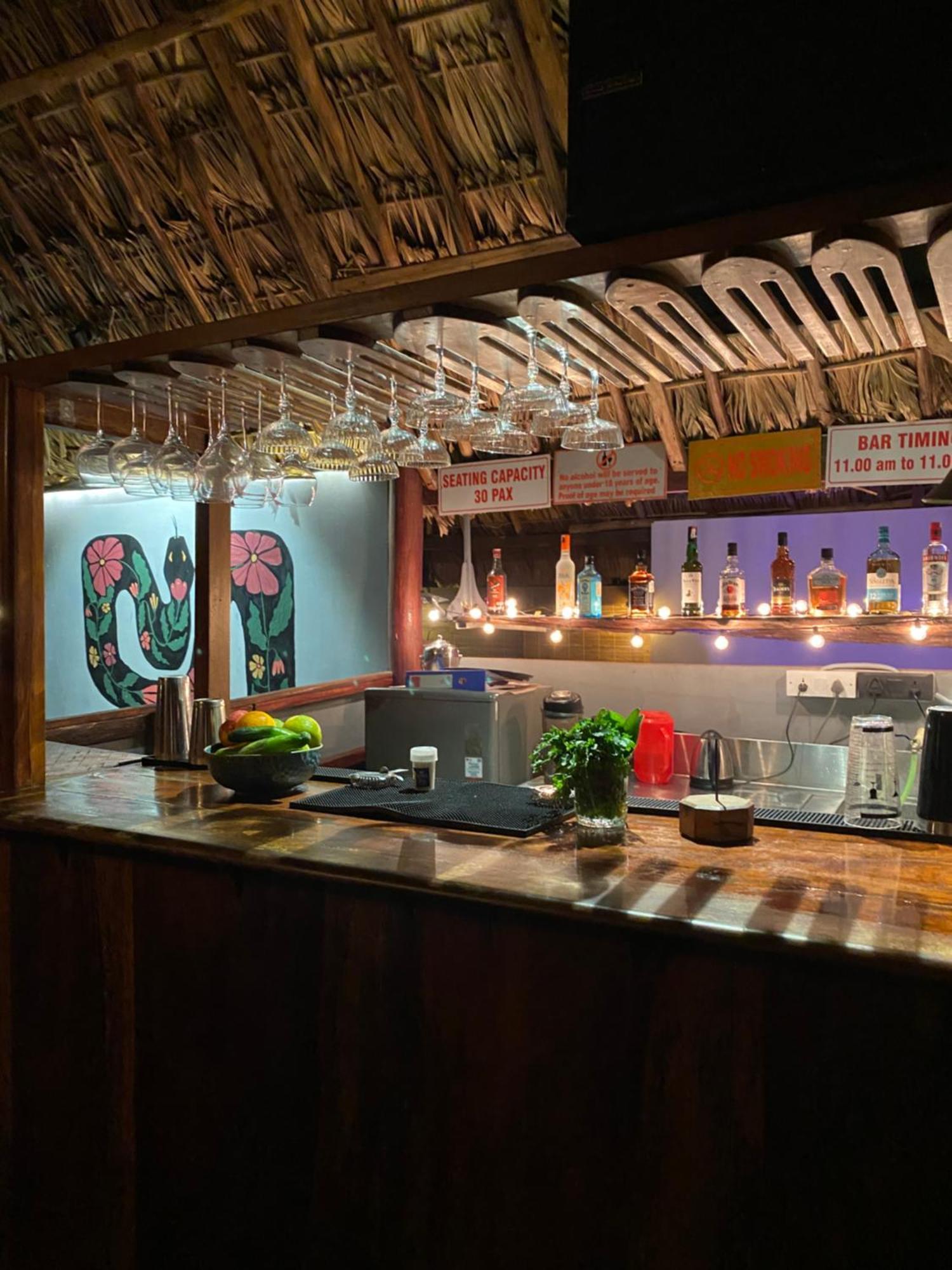 Wild Orchid Kala Pathar Beach Exterior foto